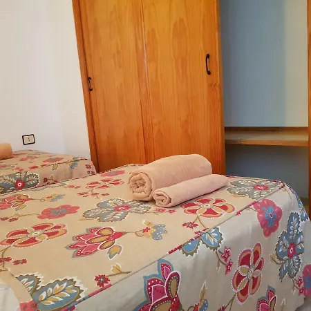 Playa Ingles Patronato 1f. بيت شباب بلايا ديل إنغلز