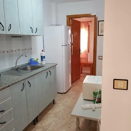 Playa Ingles Patronato 1f. بيت شباب